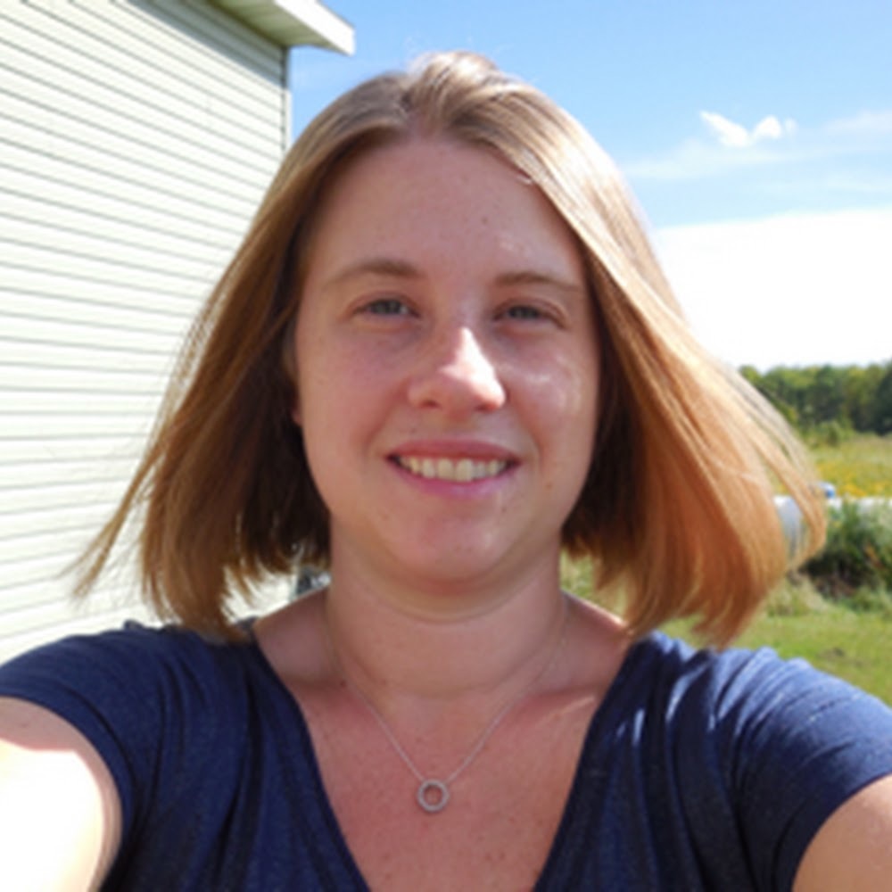 Meet your Posher, Candi